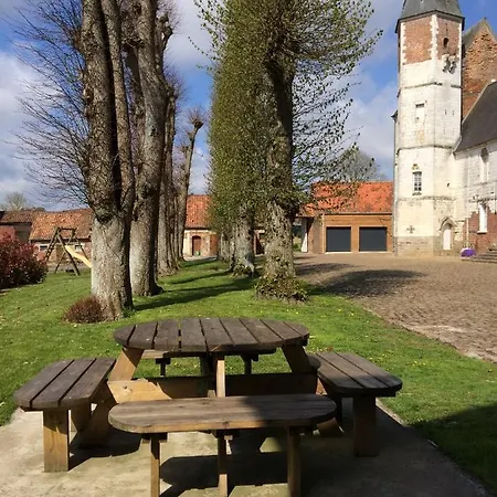 Le Chateau De Bed and breakfast Penin