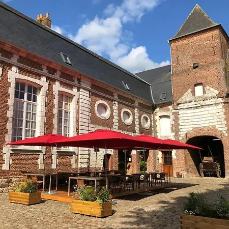 Le Chateau De Bed and breakfast 3*