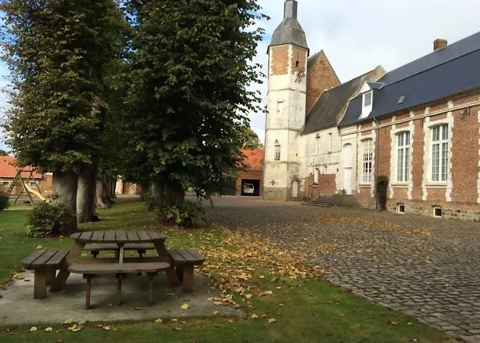 Couette-café Le Chateau De Penin